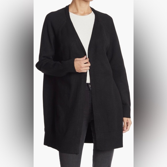 Skull Cardigan 💀 - Picture 5 of 7